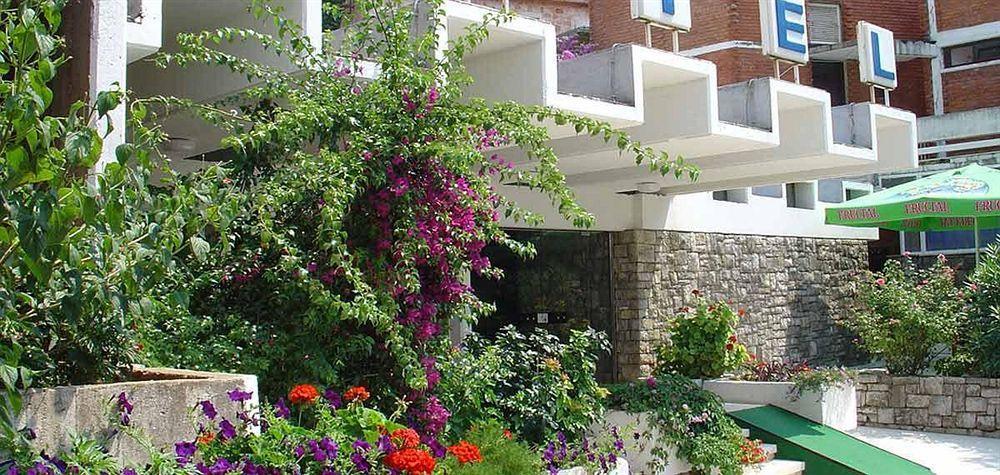 Hotel Castellastva Петровац Экстерьер фото
